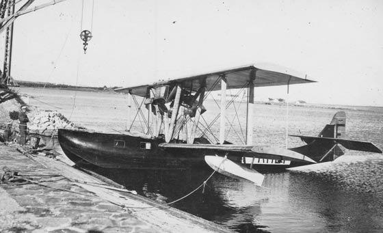 Lior� et Olivier LeO H-133